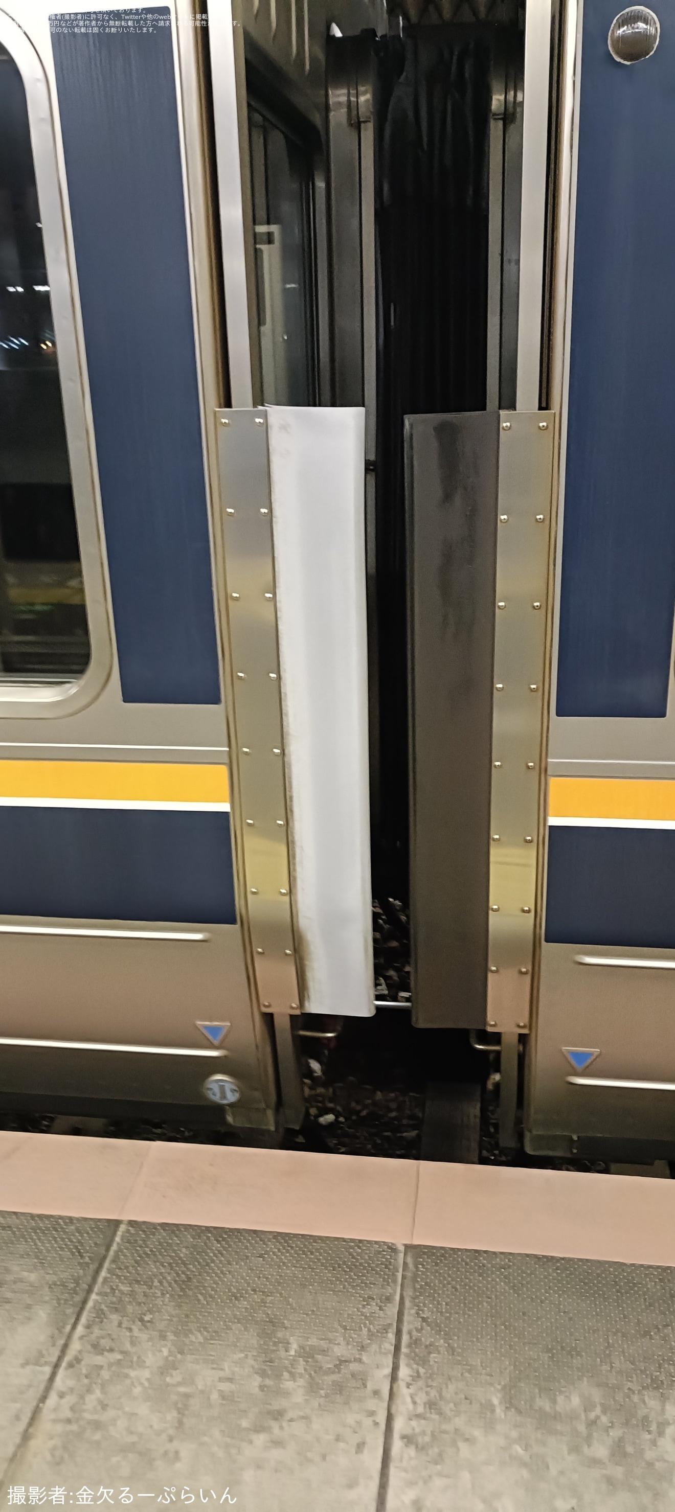【JR西】207系S21編成+Y1編成が5両編成で網干総合車両所本所から回送の拡大写真