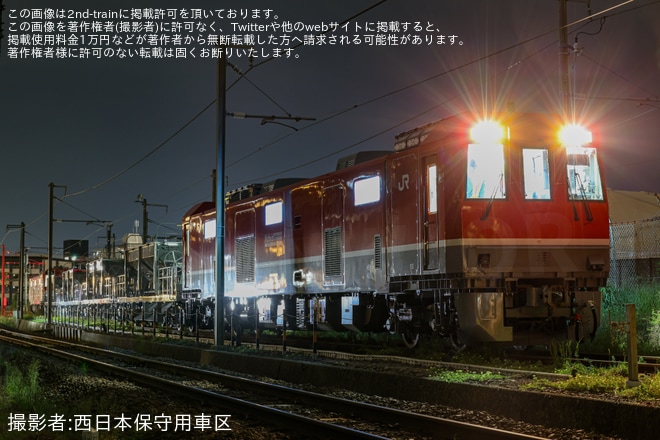 【JR西】DEC743形がキサヤ143形4両を挟み公式試運転（1枚目）