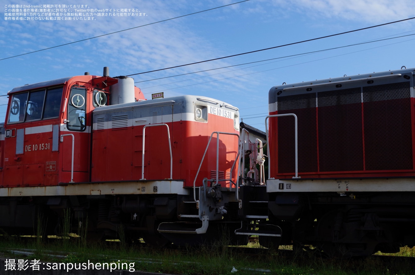 【JR西】DE10-1531+DE10-1514が後藤総合車両所本所へ入場の拡大写真