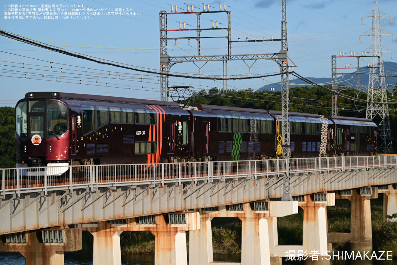 【近鉄】近鉄×ロボ団コラボ校による貸切列車が運転の拡大写真
