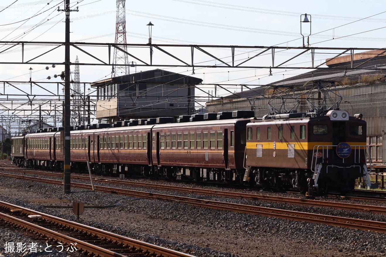 【秩鉄】重連電機牽引 客車夜行急行「三峰51号」が運転の拡大写真