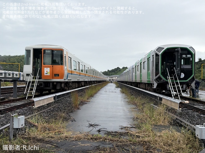 【大阪メトロ】400系使用の相互直通運転40周年記念ツアーが催行 - 登美ヶ丘車庫にて撮影