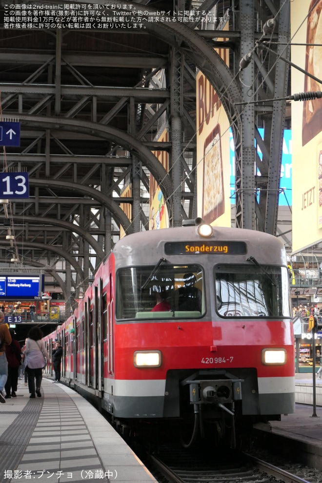 【HISBA-NRW】ET420形420 484がハンブルクへ（2枚目）