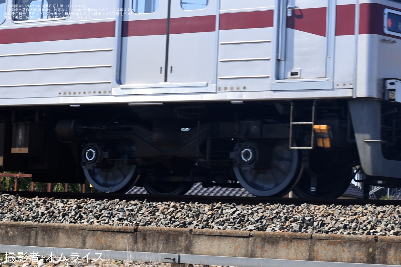 【東武】10030型11261Fが車軸交換後の試運転の拡大写真
