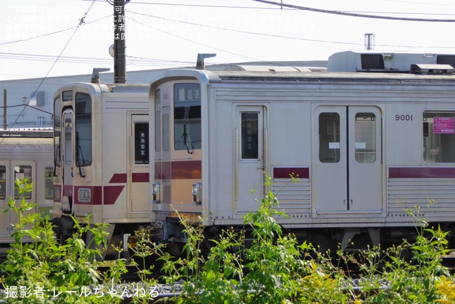 【東武】30000系31604F+31404Fが北館林で入換・部品撤去（2枚目）