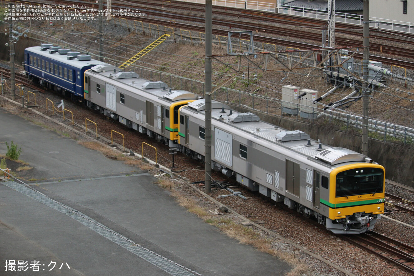 【JR東】GV-E197系TS08編成とスハフ12 162が大宮総合車両ベースへ回送の拡大写真