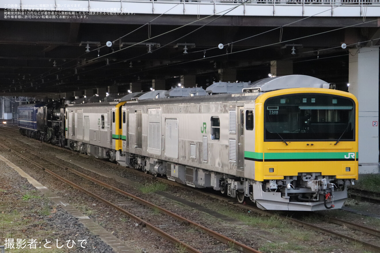 【JR東】C61-20が大宮総合車両ベースを出場し高崎へ回送の拡大写真