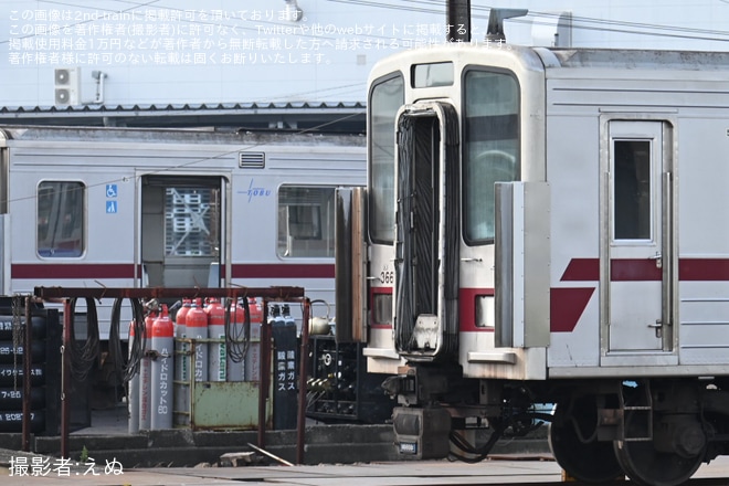 【東武】30000系31604F+31404Fの解体作業が本格化（3枚目）