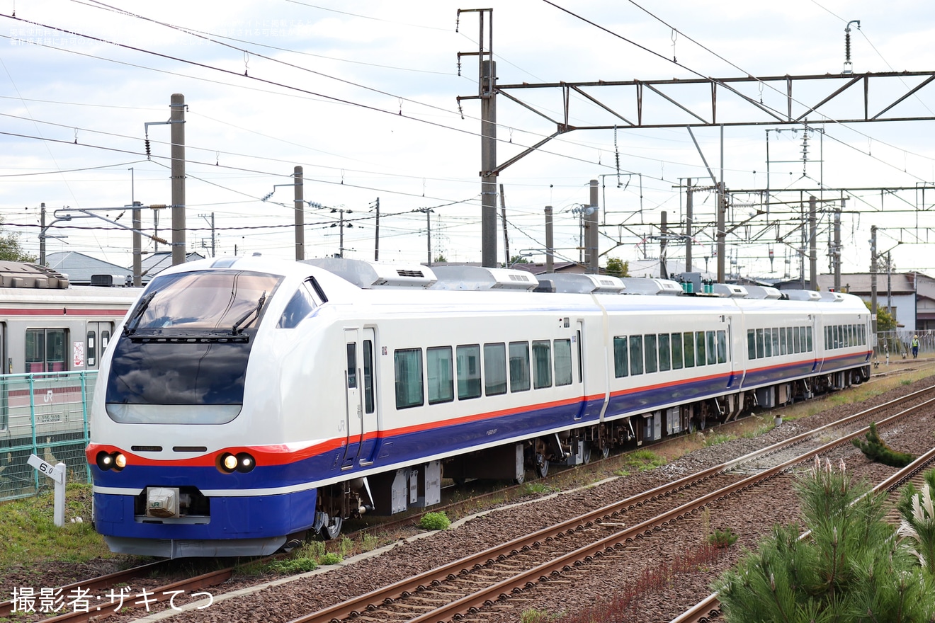 【JR東】E653系H-201編成が秋田総合車両ベースを出場し本線試運転の拡大写真