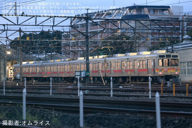 【東急】元9000系9009F 小手指車両基地にて通電留置 - 小手指車両基地にて撮影