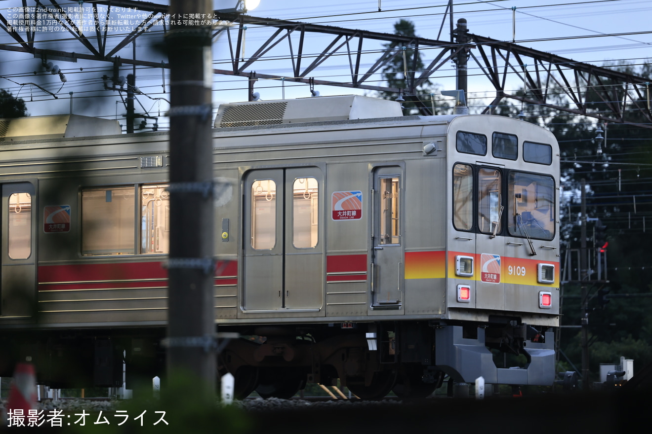 【東急】元9000系9009F 小手指車両基地にて通電留置の拡大写真