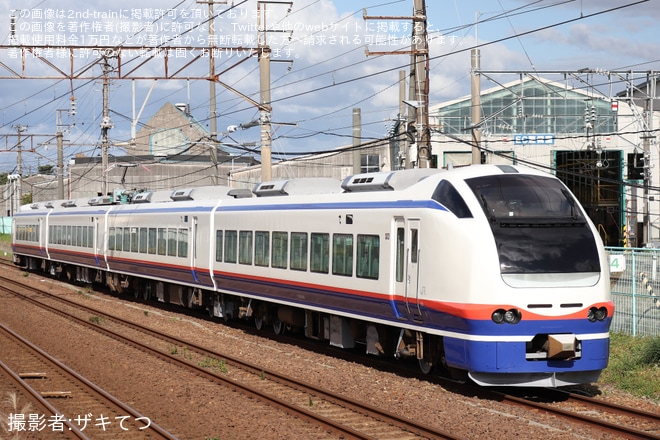 【JR東】E653系H-201編成が秋田総合車両ベースを出場し本線試運転（2枚目）