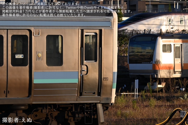 【JR東】211系ナノN602・N604・N605編成が長野総合車両ベースの工場側へ移動 - 長野総合車両ベース付近にて撮影