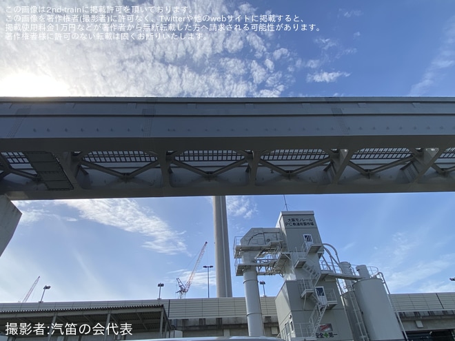 【大モノ】延伸区間で軌道桁の設置が進み姿を現す - 門真市付近にて撮影