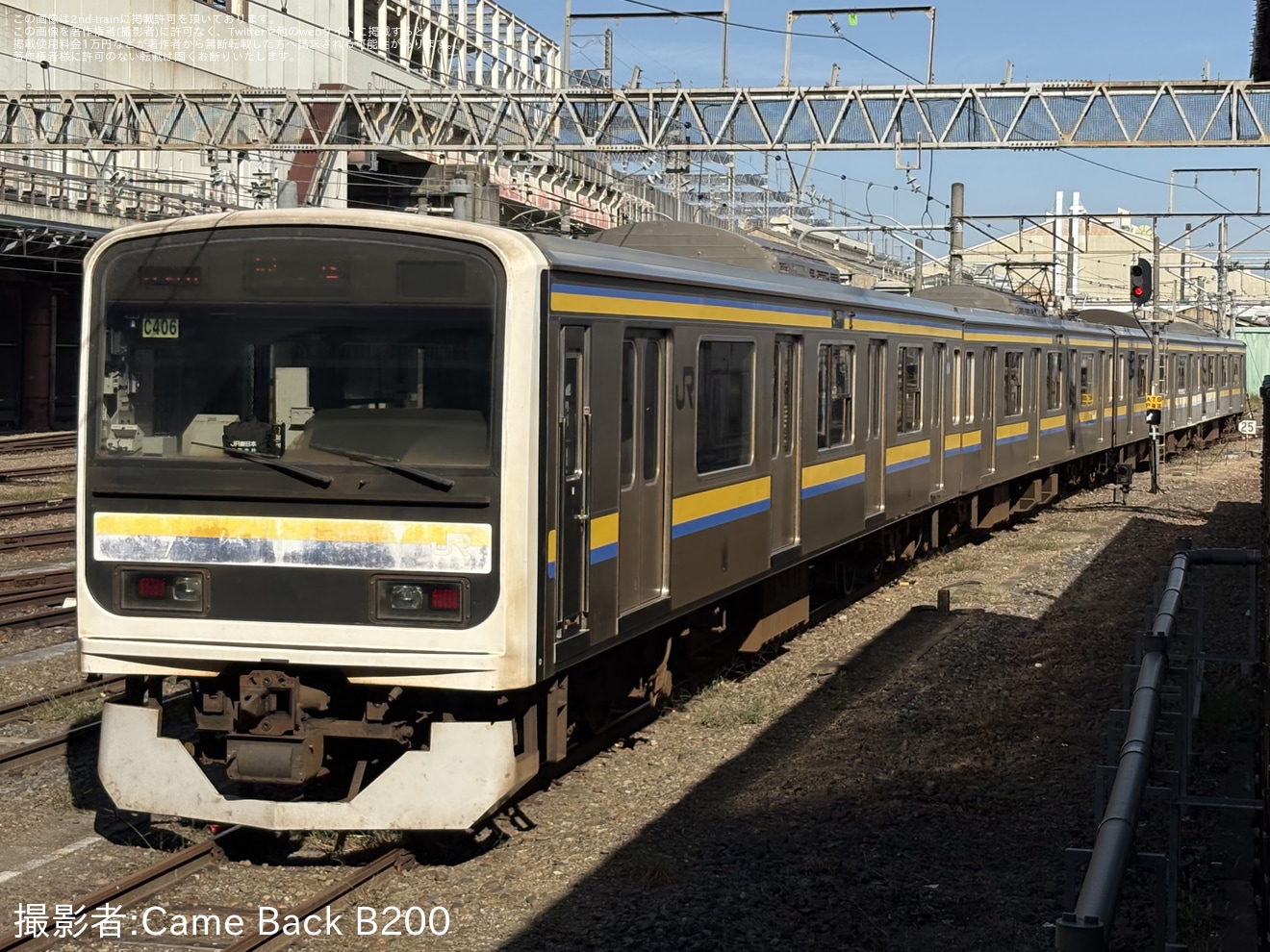 【JR東】209系マリC406編成大宮総合車両ベース入場回送の拡大写真