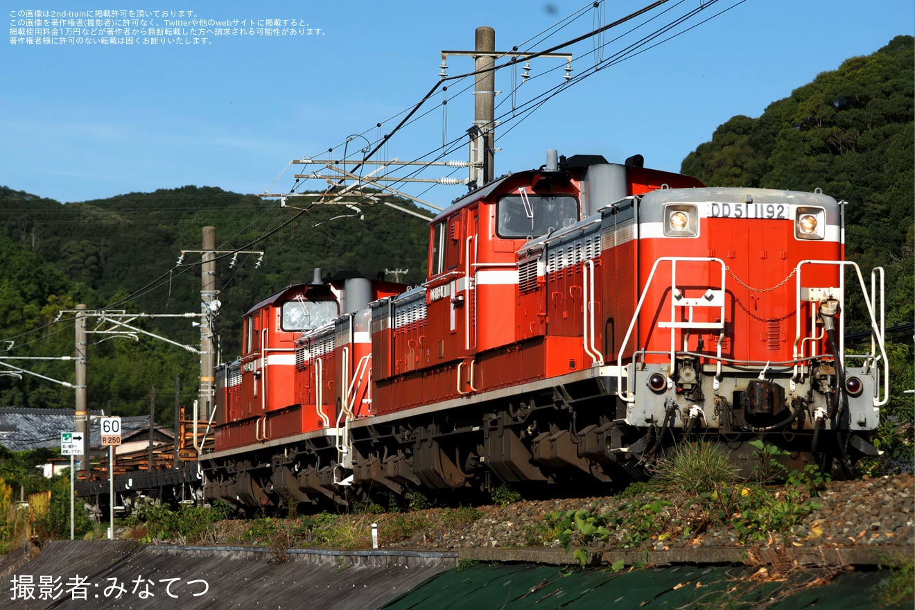 【JR西】DD51-1192+DD51-1193重連牽引の古座工臨が運転の拡大写真