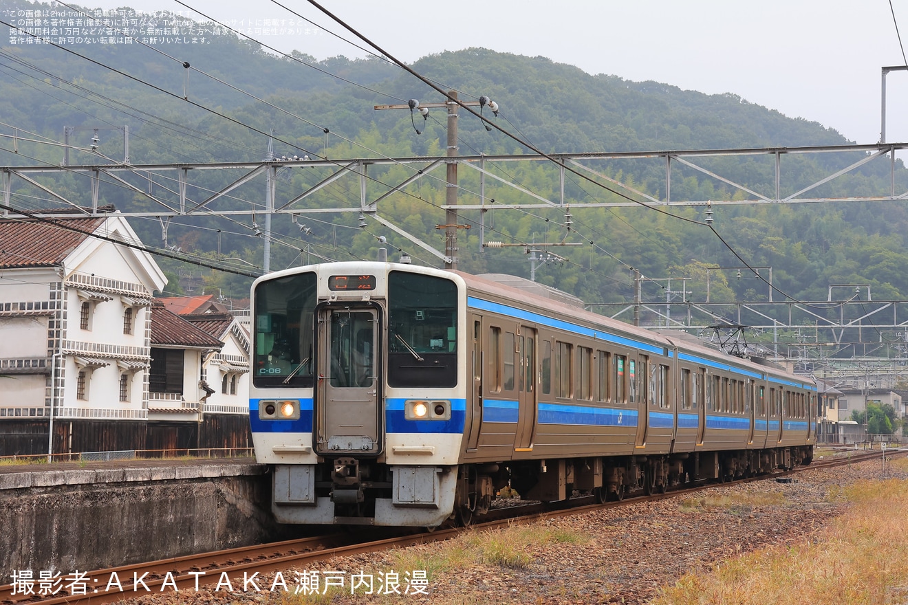 【JR西】213系C-06編成が下関総合車両所本所へ入場回送の拡大写真