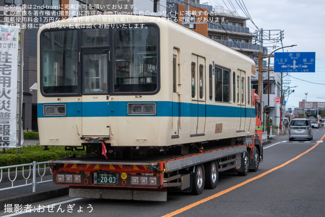 【小田急】8000形8053F(8053×4)小田原方2両が廃車搬出（2枚目）