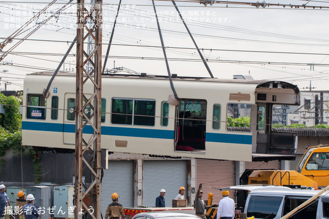 【小田急】8000形8053F(8053×4)小田原方2両が廃車搬出（3枚目）