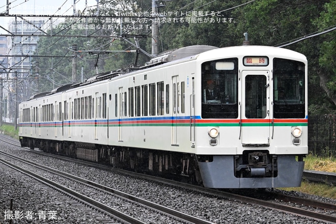 【西武】4000系4011Fが「西武鉄道わんわんトレイン」で運転、新2000系との並びも（2枚目）