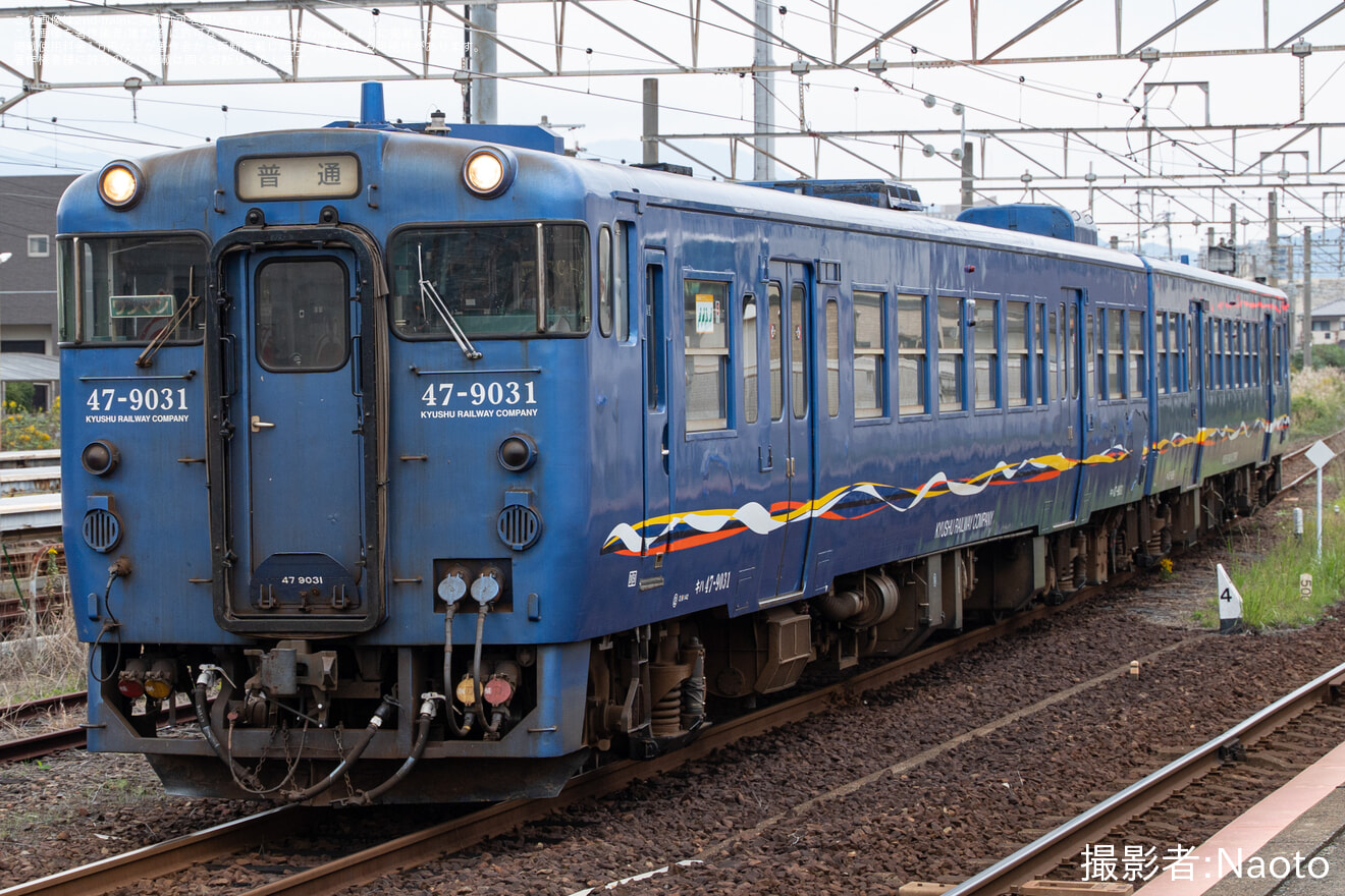 【JR九】熊本車両センター所属のキハ47が唐津くんち・バルーンフェスタ臨時増結対応で送り込みの拡大写真